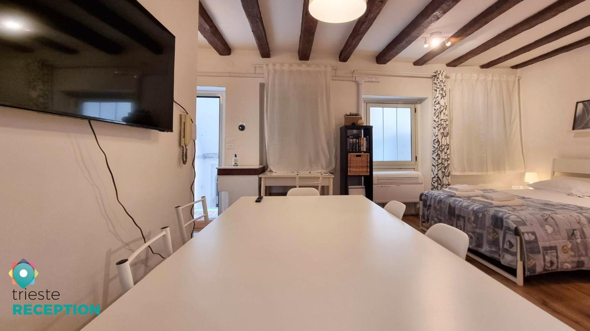 Casa Vald Apartment ตรีเอสเต ภายนอก รูปภาพ